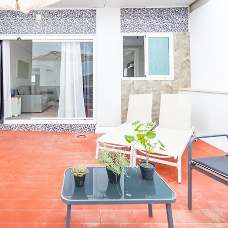 Hoyo 4 Zahara Apartment *